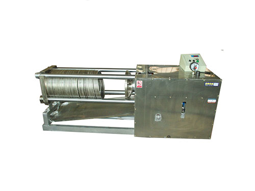 不銹鋼材質(zhì)全自動(dòng)臥式液壓榨油機(jī)DLW-100DS,自動(dòng)壓榨退榨，古法榨油機(jī)